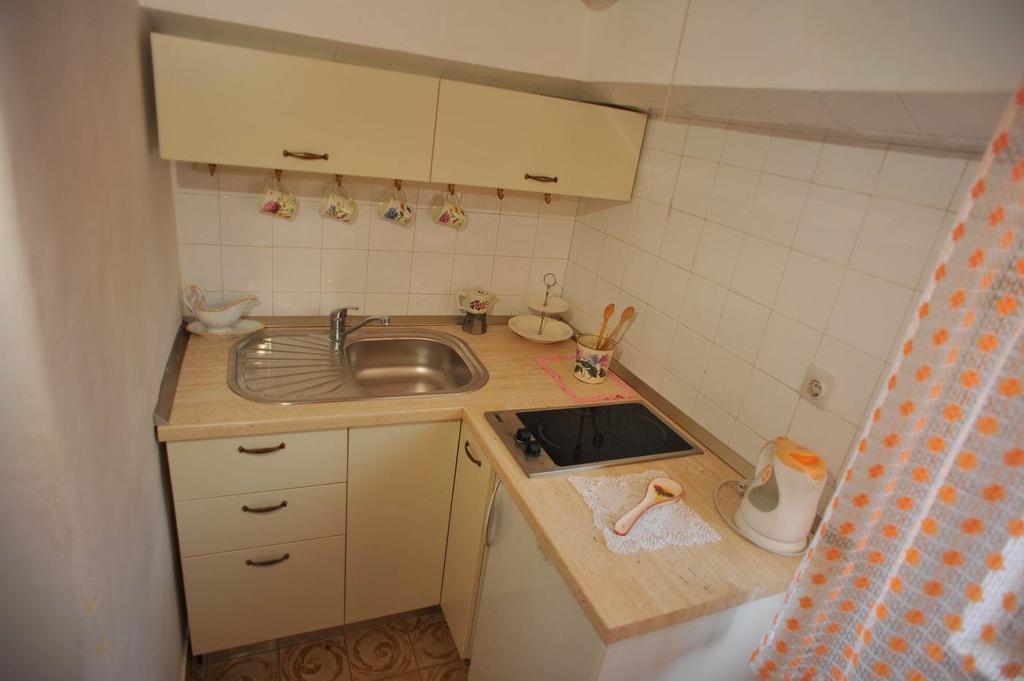 Castel Nonna Franka Apartment Sutivan Room photo