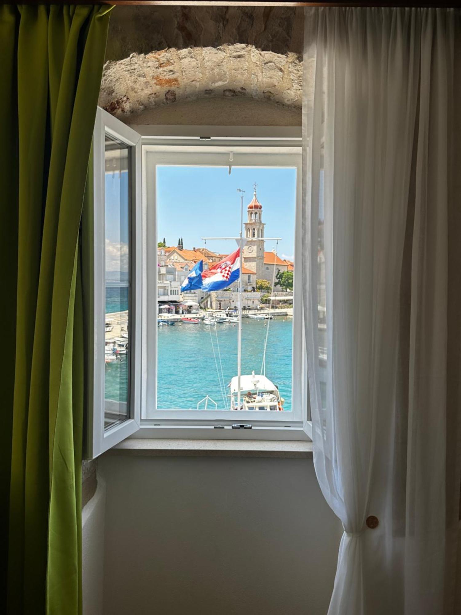 Castel Nonna Franka Apartment Sutivan Exterior photo